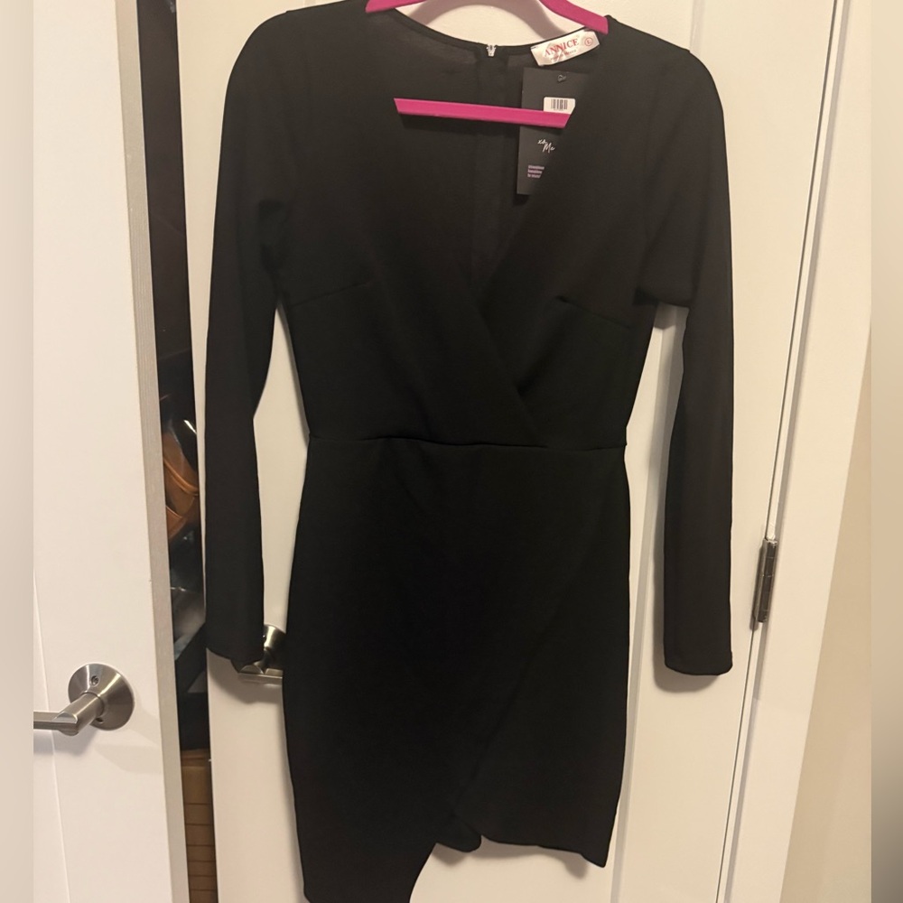 NWT Bodycon Little black dress